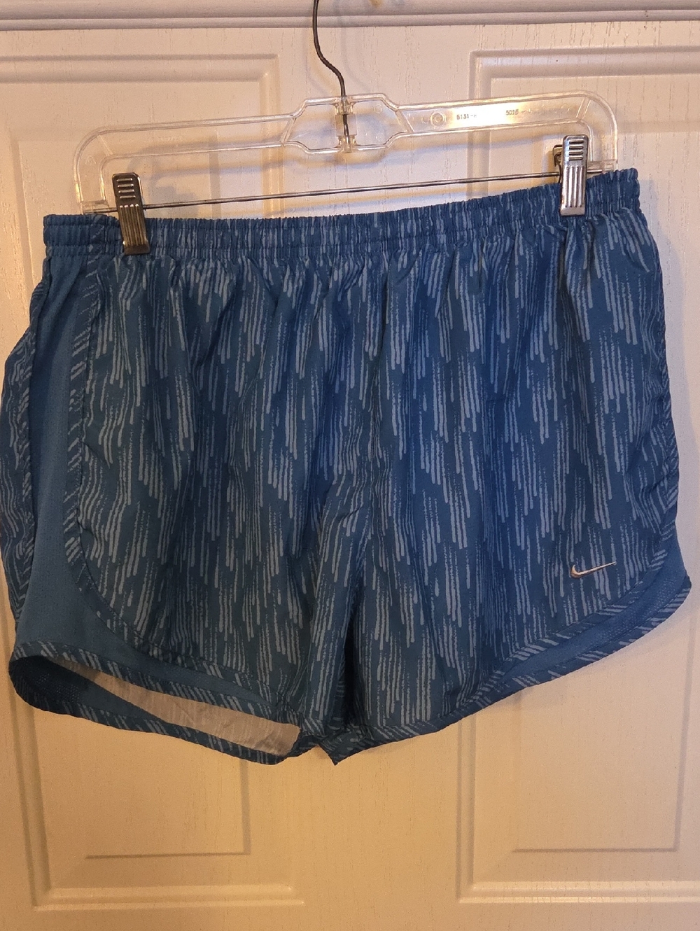 Nike Women's Blue Patterned Athletic Shorts Size XL
